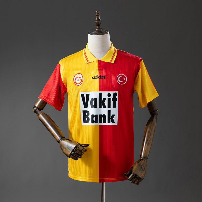 Camiseta retro del Galatasaray 96-97 (tallas S-XXL)